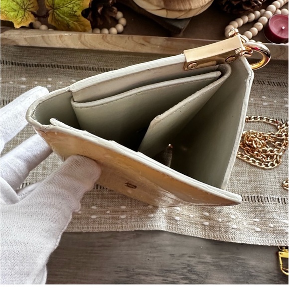 Louis Vuitton monogram vernis sarah wallet converted into crossbody - Picture 11 of 16